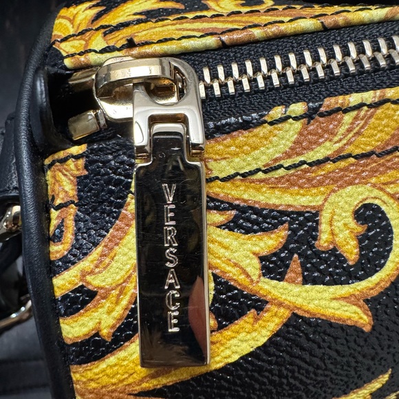 Versace Black and Gold Baroque Satchel with Matching Zip Around Wallet - Picture 10 of 16